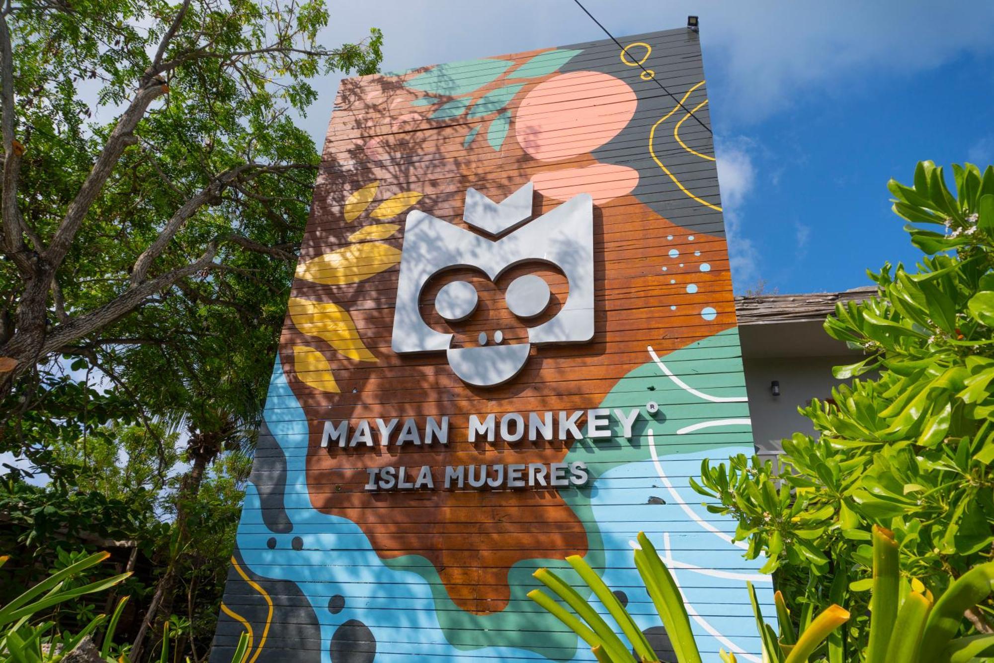 Mayan Monkey Isla Mujeres Exterior foto